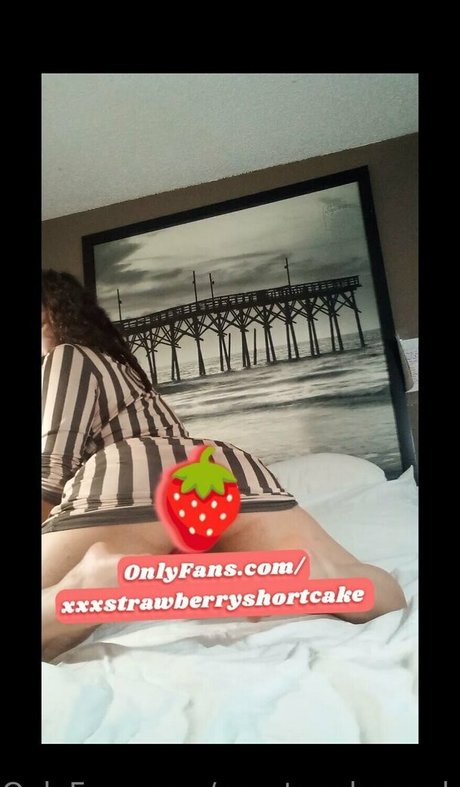 xxxstrawberryshortcake ass onlyfans