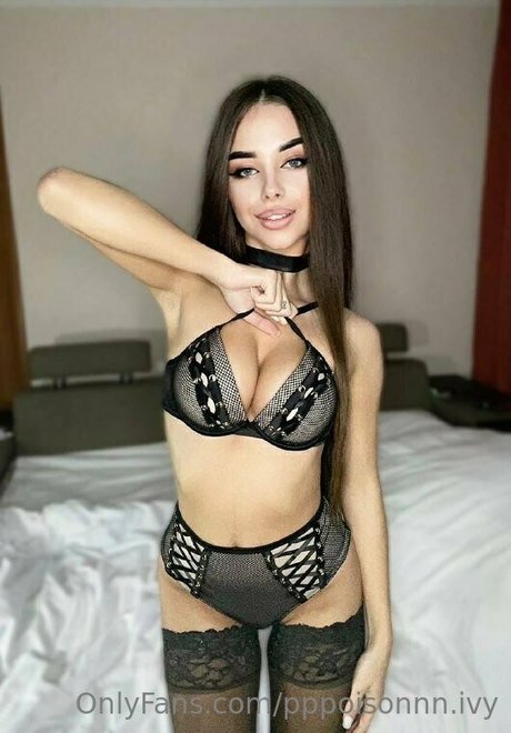 pppoisonnn ivy naked only fans