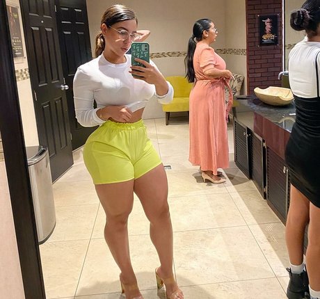 Josseline Garcia onlyfans naked leaked