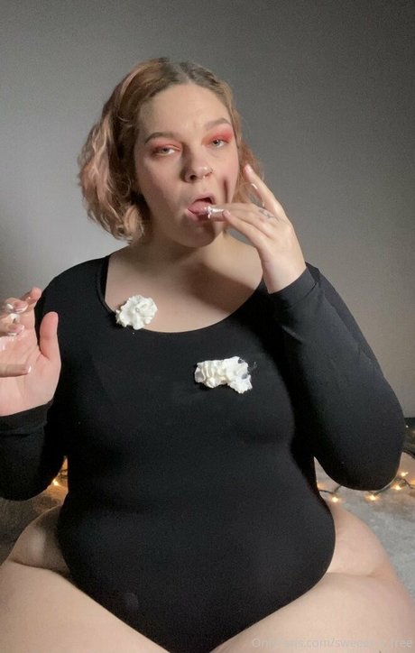 sweeet v free onlyfans x