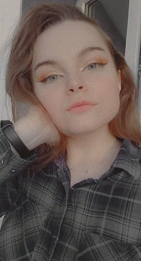 nevergonnalie topless onlyfans