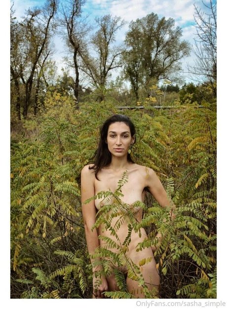 sasha simple nude onlyfans