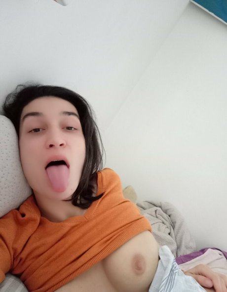 sasha simple pics onlyfans