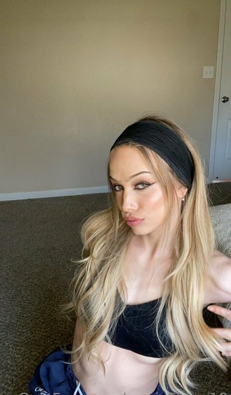 mariacheer18 naked onlyfans