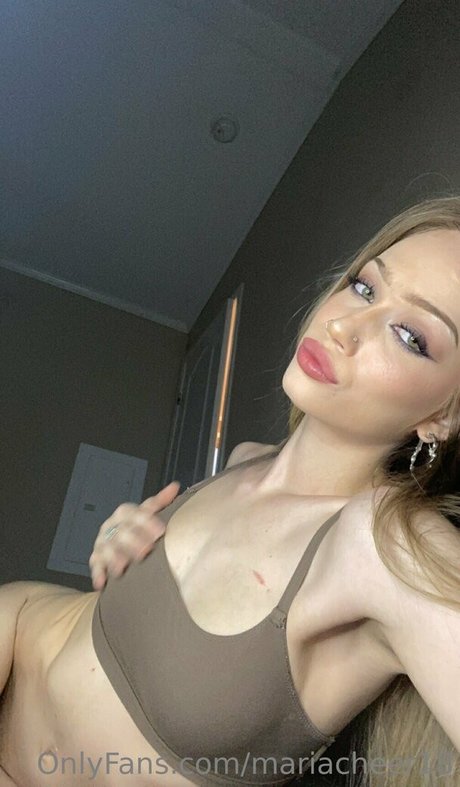 mariacheer18 sex onlyfans
