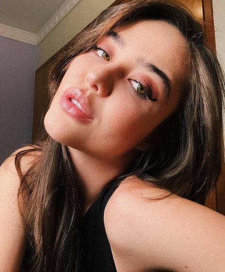 Bella Piero onlyfans leaked pics