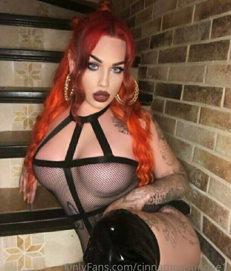 cinnamonsundae1 nude onlyfans leaks