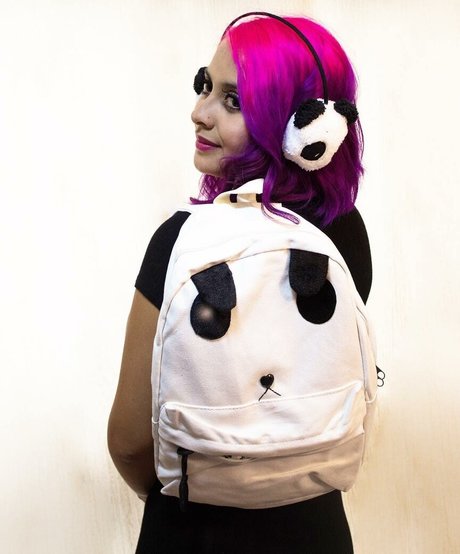 Jezz Angeles tits onlyfans