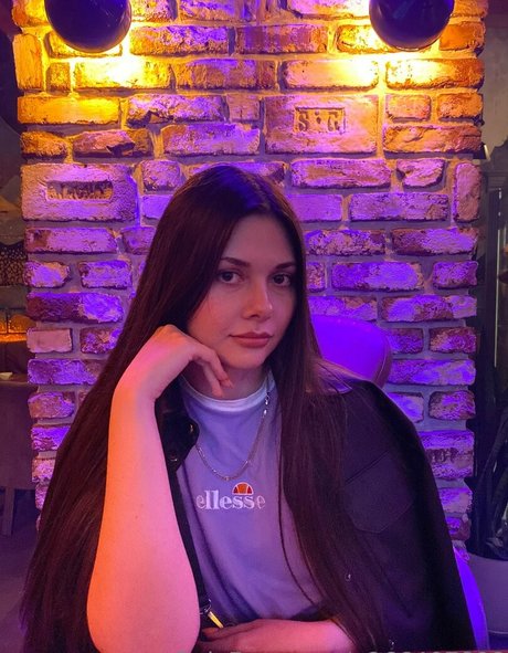 taste my nuts onlyfans model