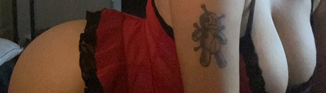 crosseyedivy onlyfans nude