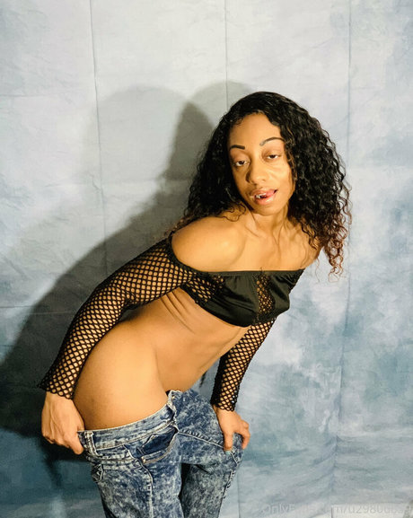 officialdiamond naked onlyfans