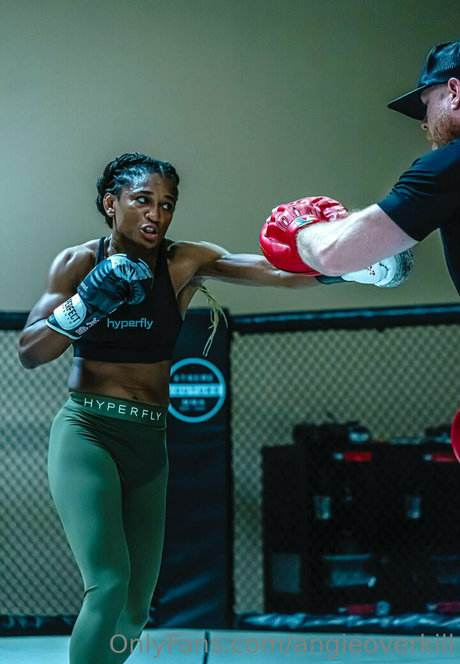 angieoverkill onlyfans fuck