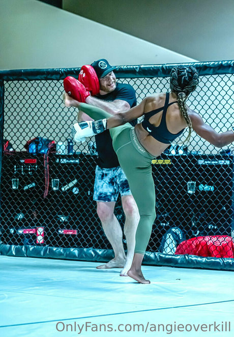 angieoverkill xxx onlyfans
