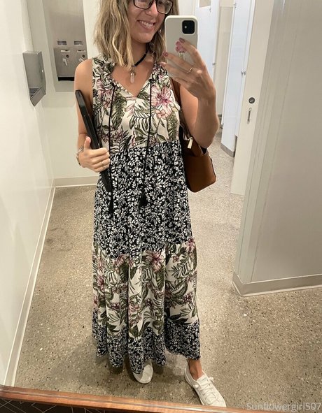 clever belle5 onlyfans content type