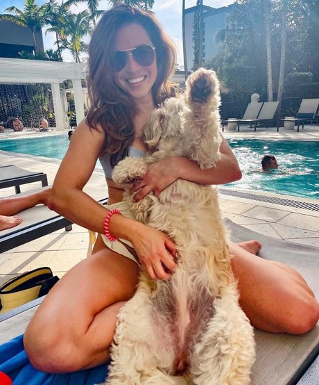 Amanda Guerra onlyfans leak ass