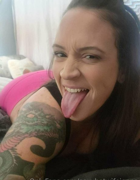 sexyhotwifejenna only fans.