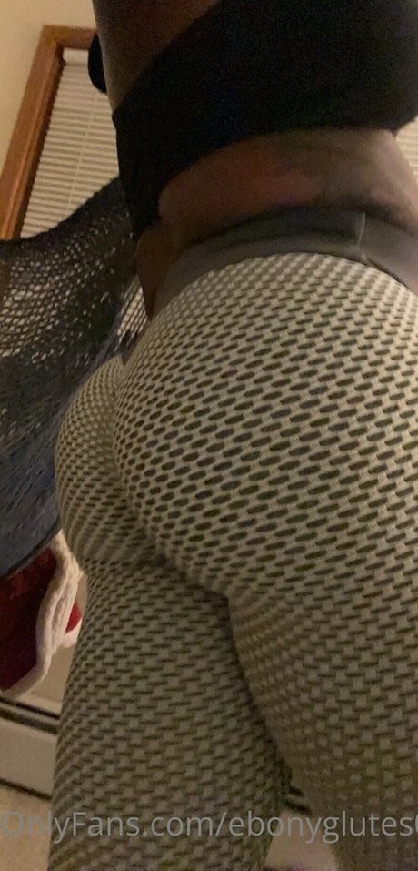ebonyglutes01 only fans sex