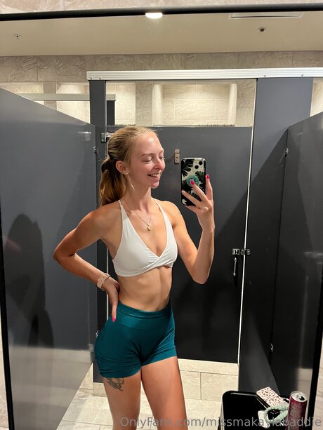 missmakaylabaddie onlyfans pictures