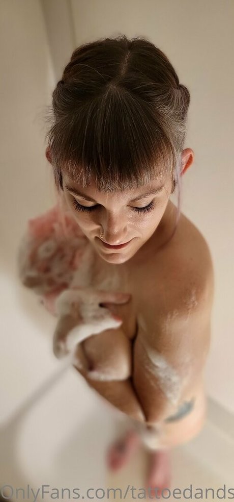 tattoedandsubmissive onlyfans pics nude