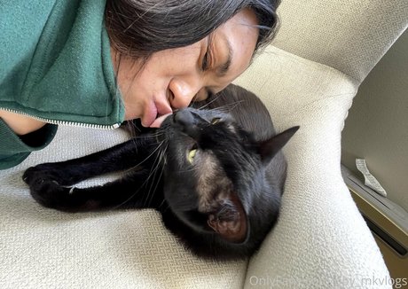 thatonegirlmikeyvlogs nude onlyfans porn