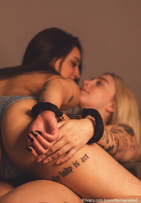 Stef Mwndstef onlyfans sex tape