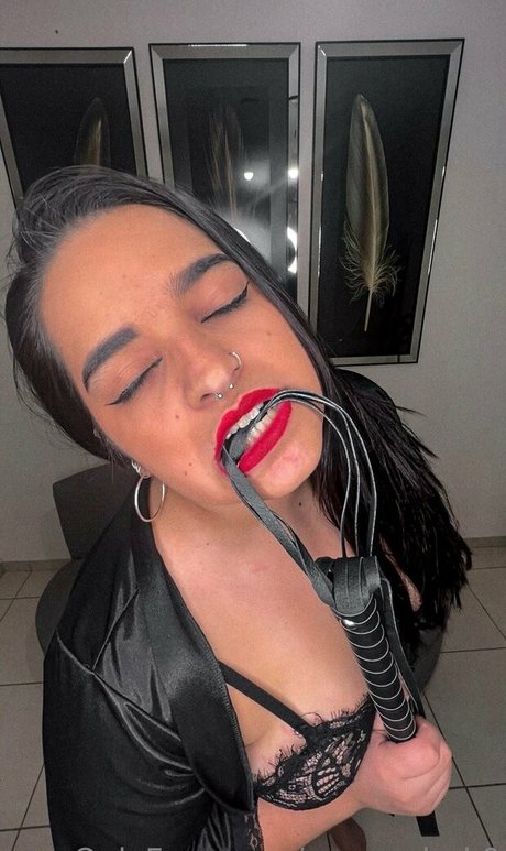 emmaclark0 onlyfans ass