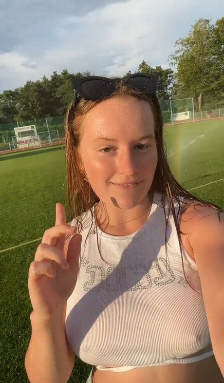 Kaja Mood onlyfans boobs