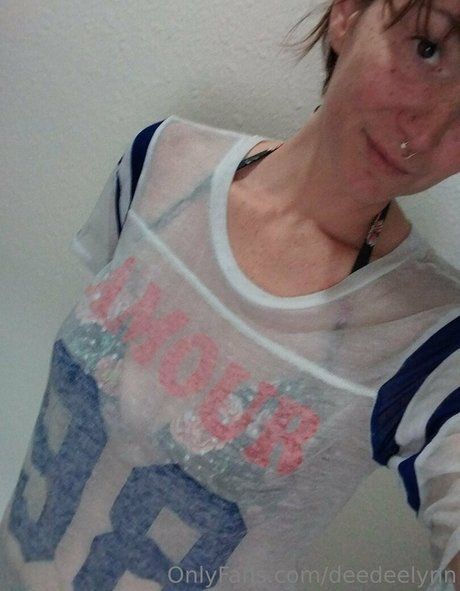 deedeelynn onlyfans nude tits