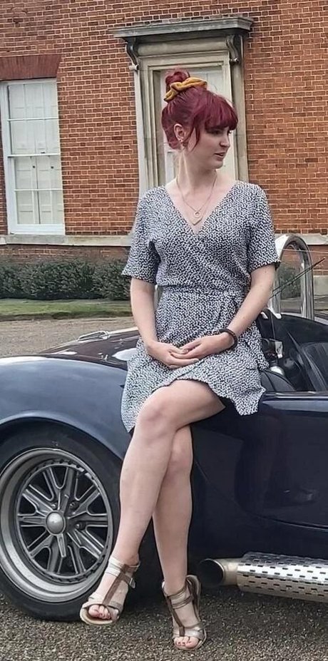 Izzie Balmer leaked porn onlyfans