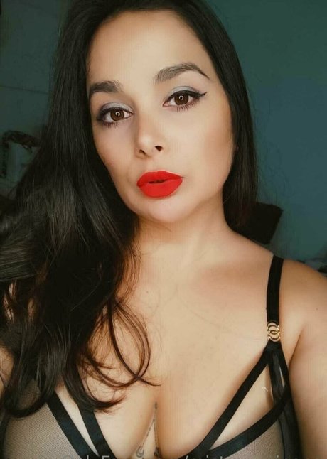 mistresswinona only fans pic