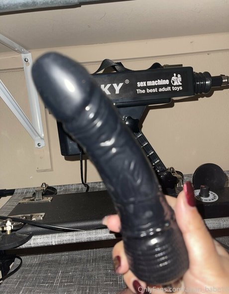 asian babe10 onlyfans photos