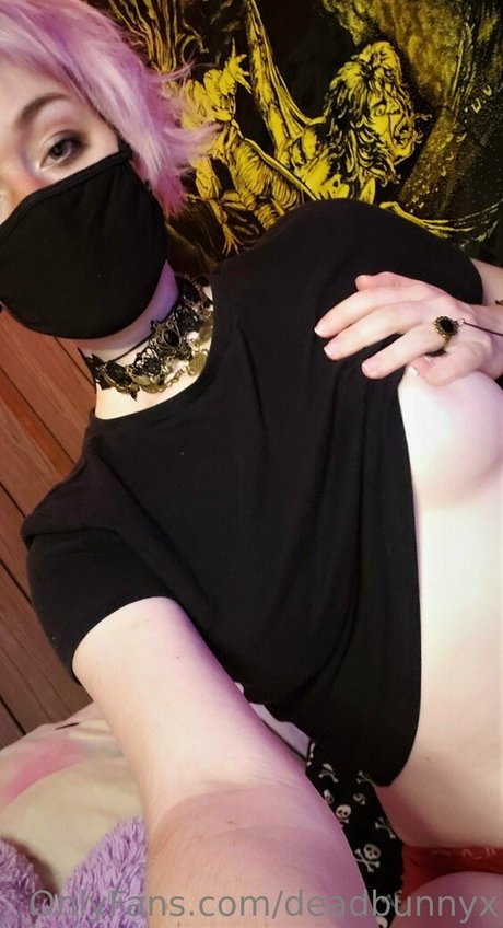 deadbunnyx only fans naked