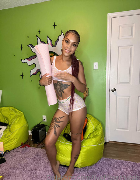 leahsade onlyfans porn