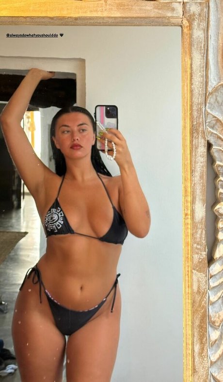 Millie Hannah onlyfans porn