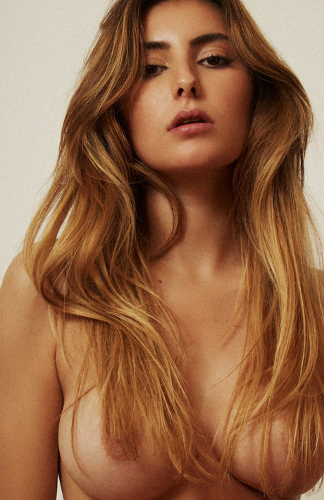 Clemence Navarro onlyfans leaked naked