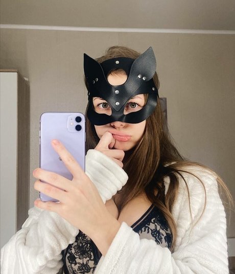 yaadashulya onlyfans de