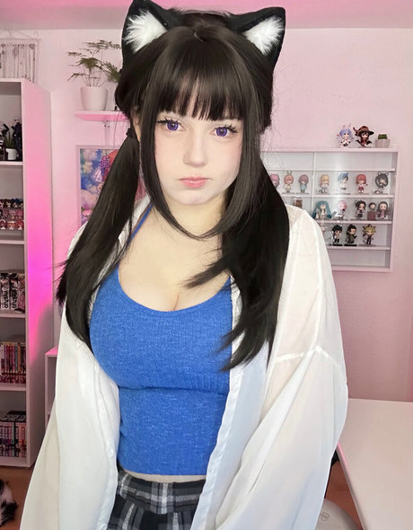 Upminaa onlyfans leaked.