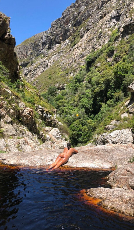 arielcosmo onlyfans sex leaks