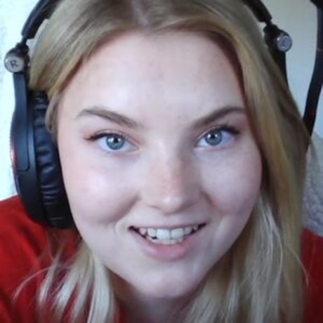 vanessaahlstrom onlyfans nude porn