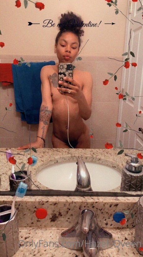 hazelqveen onlyfans content