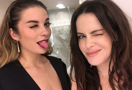 Annie Murphy nude leaks onlyfans