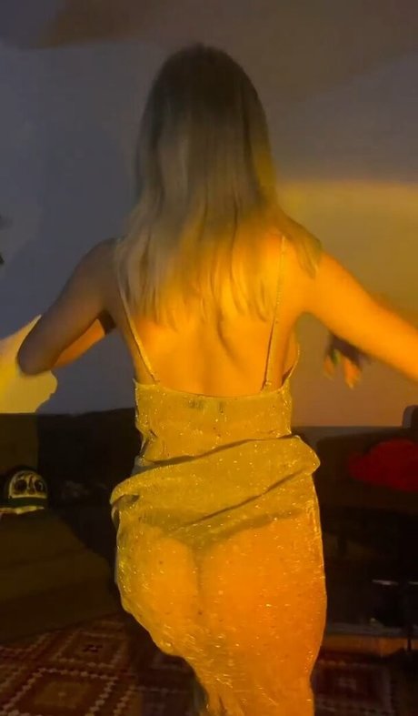 Ksukkiss nude onlyfans leak