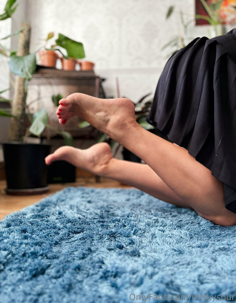 miskysour leak onlyfans