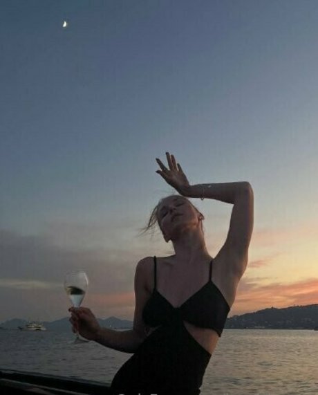 karen tang onlyfans content