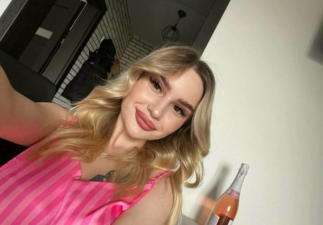 monikastray free onlyfans porn