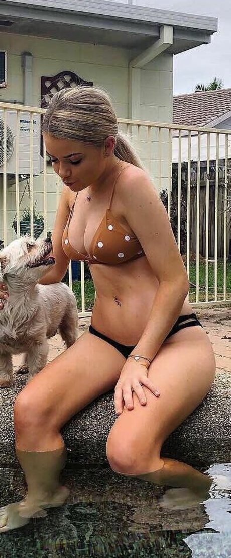 Naomi grace Robinson onlyfans leak fuck