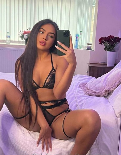 itsangelinabae leaked only fans