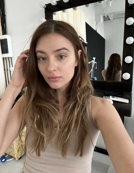 Young Polly onlyfans nude leaks