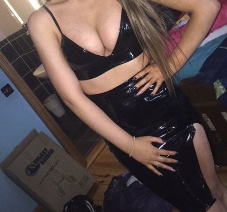 Erin Lally onlyfans leaked pics