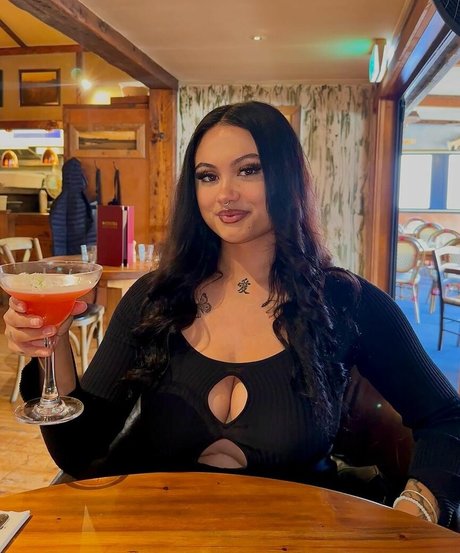 taylaraywhite onlyfans page